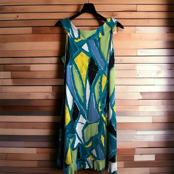 Susan Lawrence No Wrinkle Sundress with Ruffled
Bottom Size Medium. #Summer - Picture 4 of 5